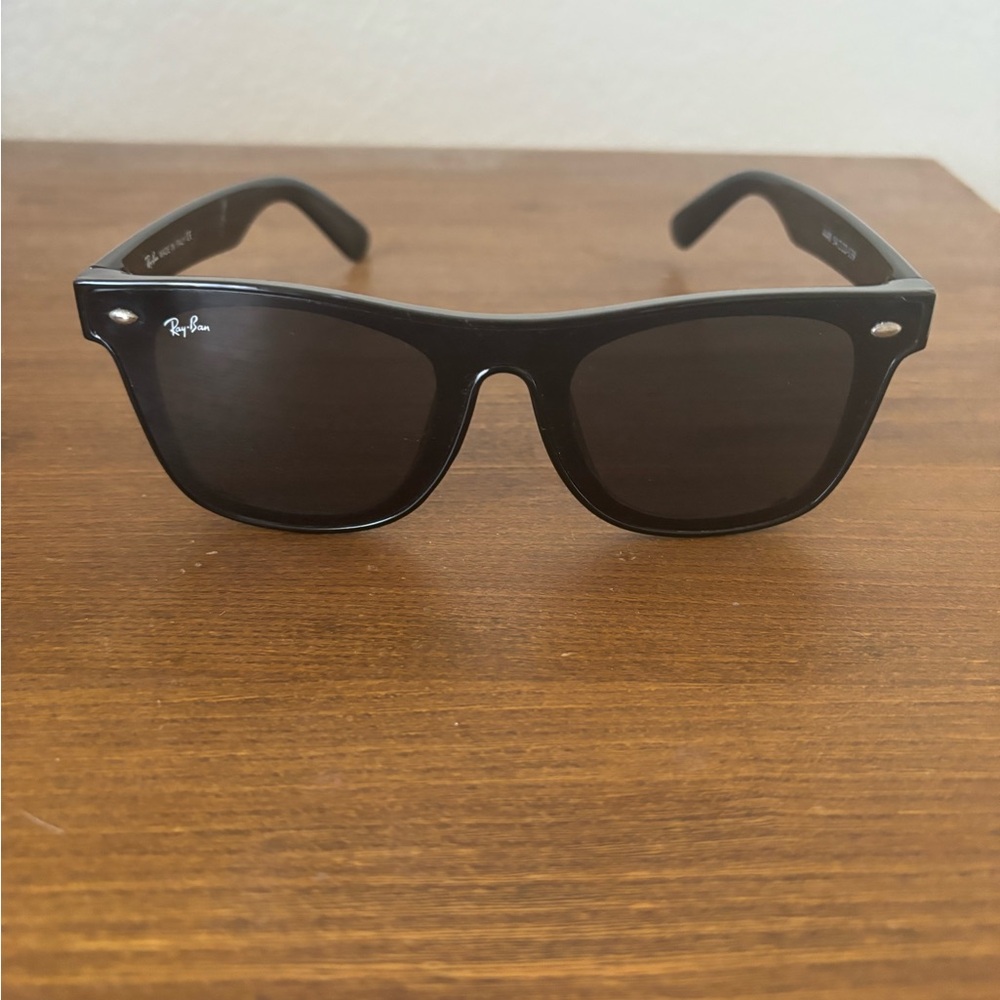 Ray-Ban Sunglasses